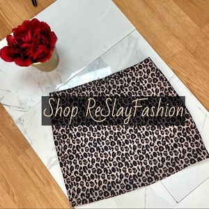 💜H&M Animal Print Mini Skirt Size 12